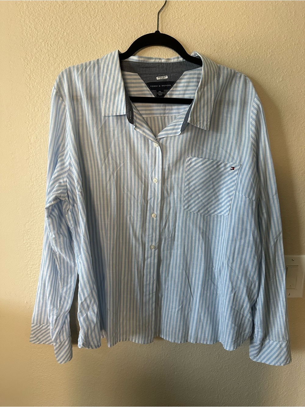 Tommy Hilfiger Light Blue and White Striped Button-Down Shirt size XXL/ NWOT1454